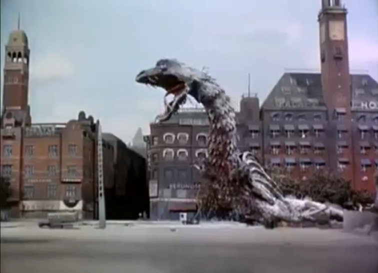 Reptilicus before the Scandic Palace Hotel of Copenhagen.