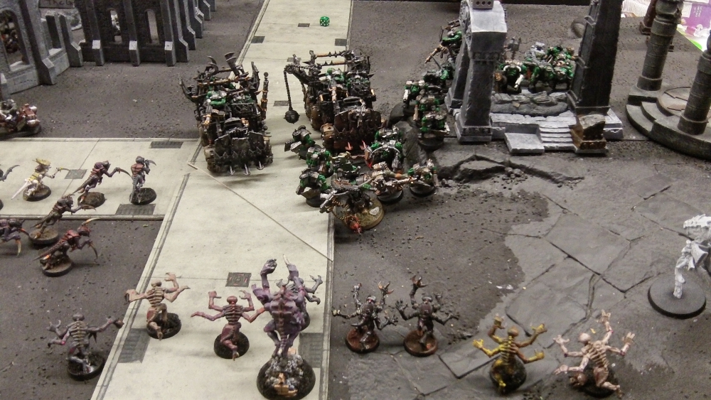 Splinter Fleet Mordiggian genestealers vs orks